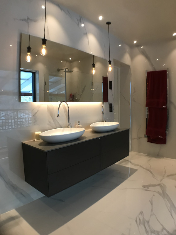 7AE21E26-EB28-48AB-A314-15557F842B4E