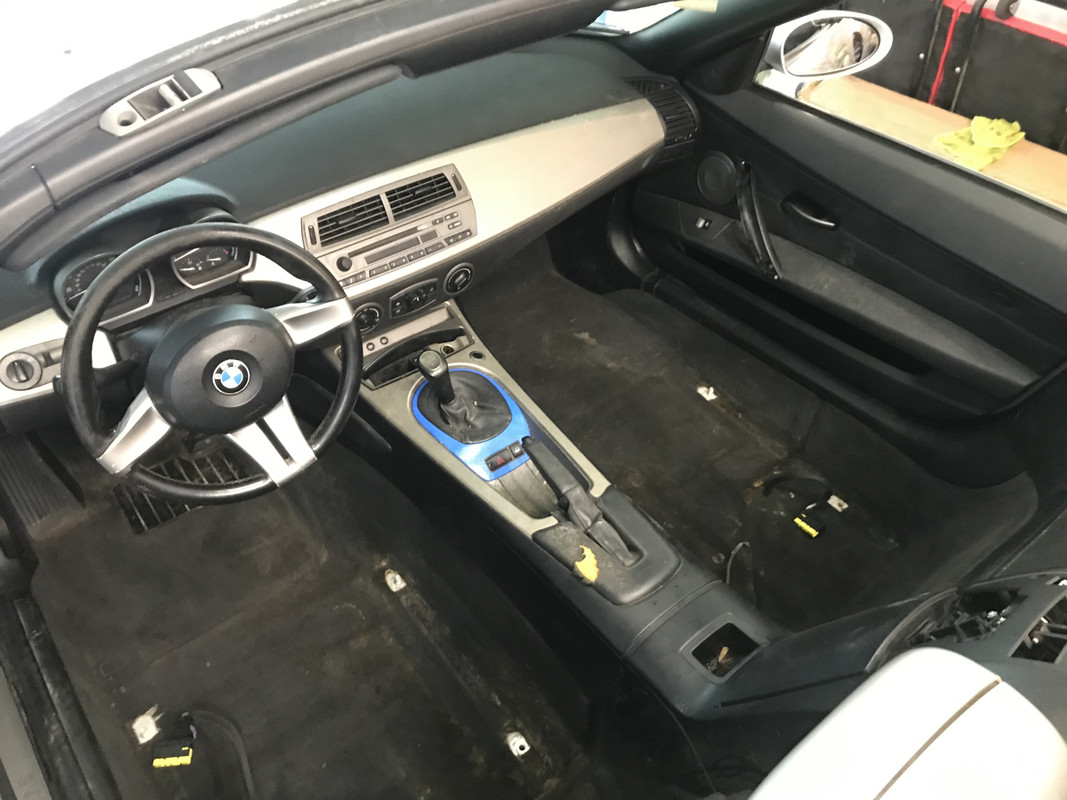 AAFB5CB2-1AC3-4249-B3D1-707E803DB295