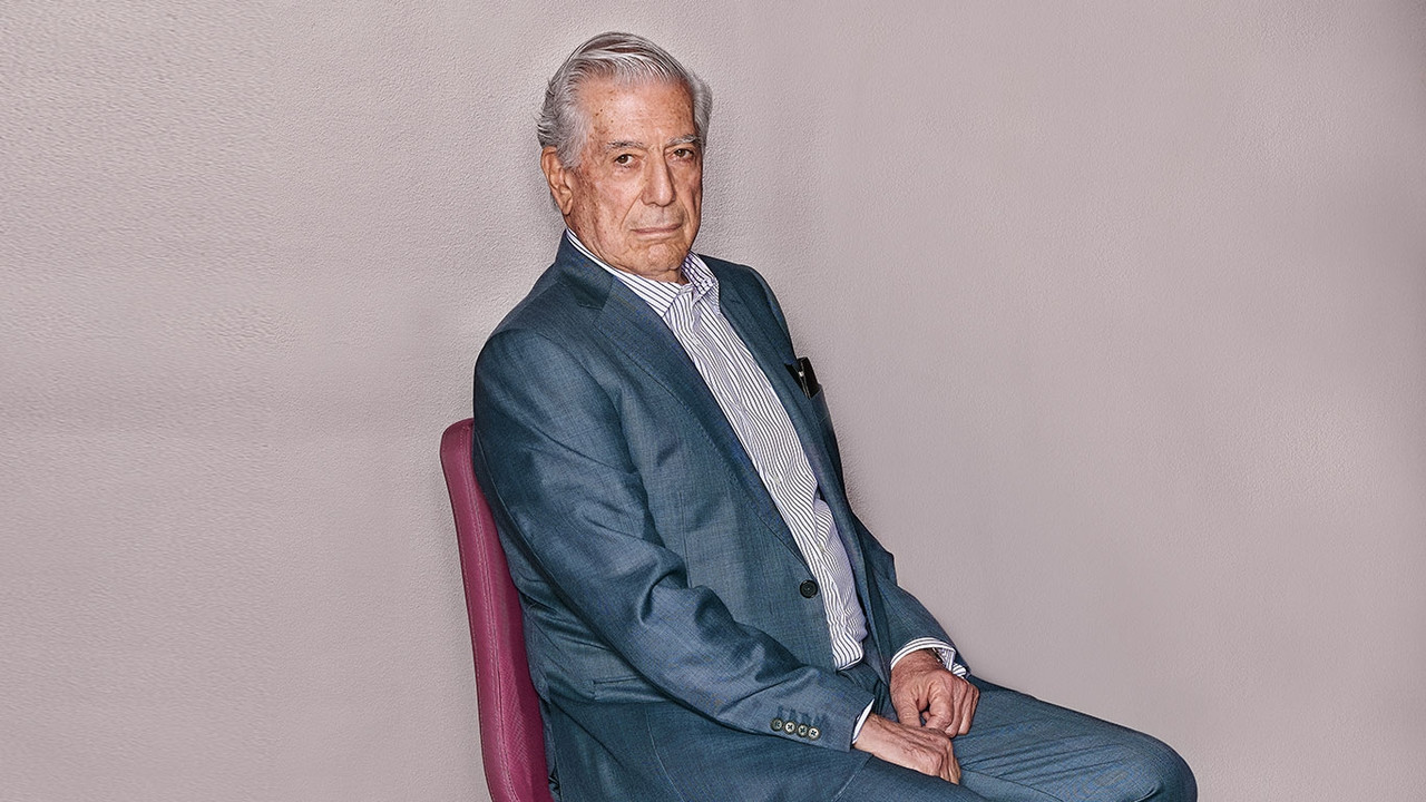 Mario Vargas Llosa es hospitalizado de emergencia por Covid-19