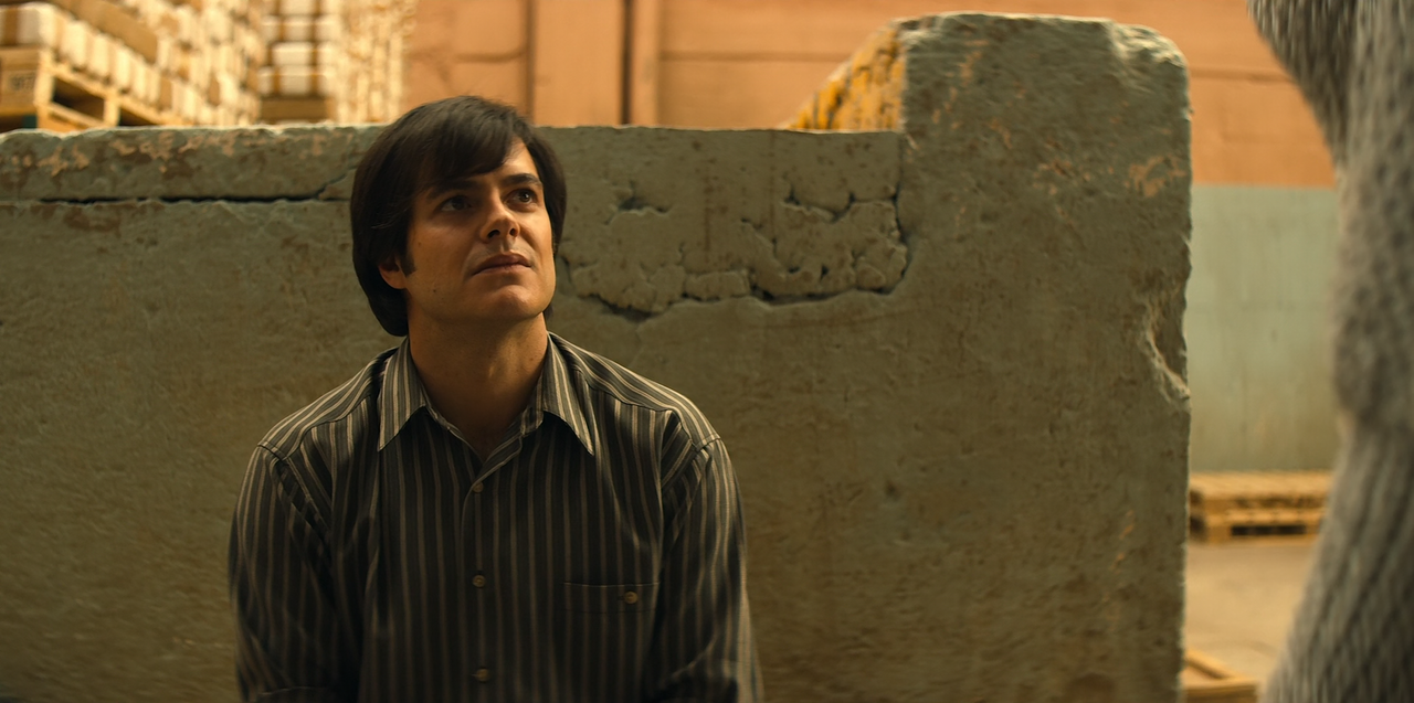 Narcos.Mexico.S02E03.Ruben.Zuno.Arce.1080p.10bit.BluRay.AAC5.1.HEVC-Vyndros.mkv_snapshot_30.01_[2023