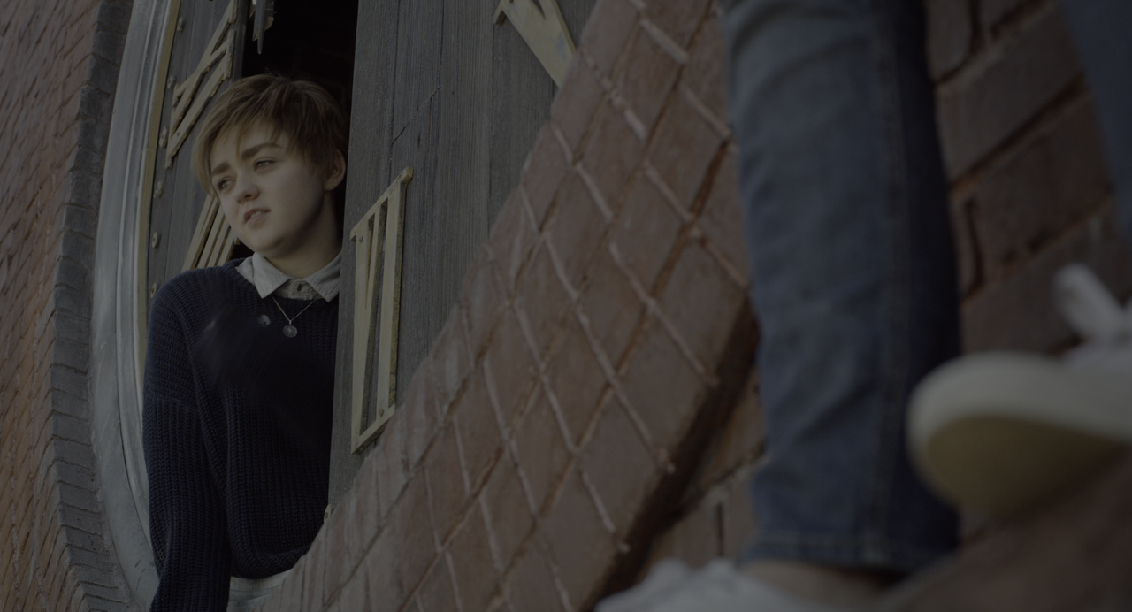 The.New.Mutants.2020.2160p.UHD.BluRay.x265.10bit.HDR-MeM.mkv_snapshot_00.16.36_[2020.12.05_19.41.02]