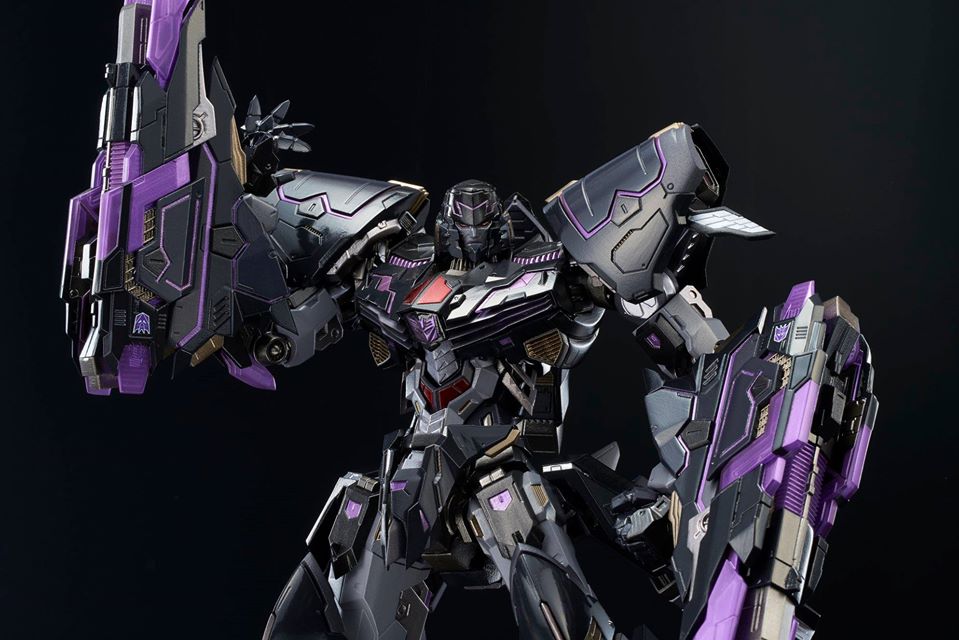 Flame-Toys-Kuro-Kara-Kuri-Megatron-10
