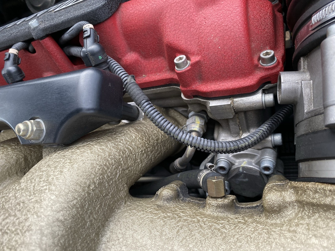 EDFF7E87-64D0-4E53-8703-7653FCB889CE