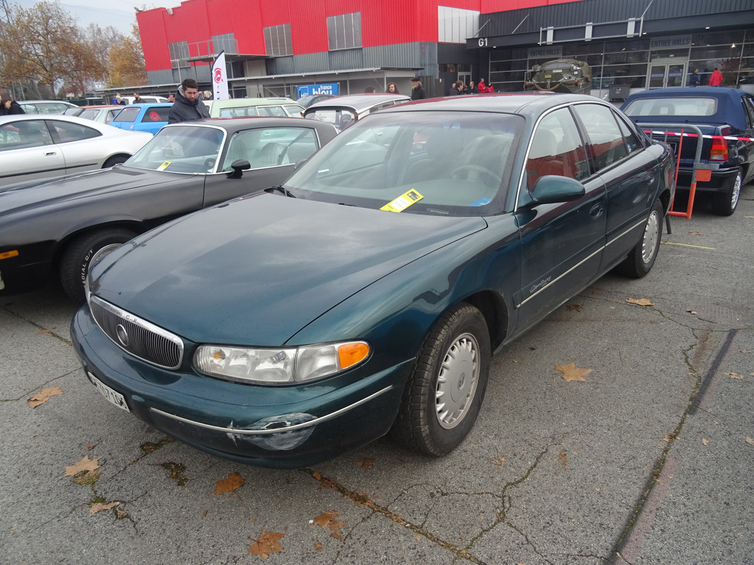 BUICK Century sedan [304] (ag)