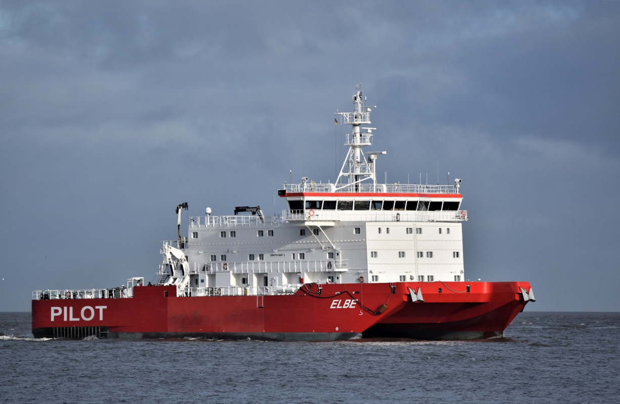 2021.11.23d Pilot 02 (1940x1293)