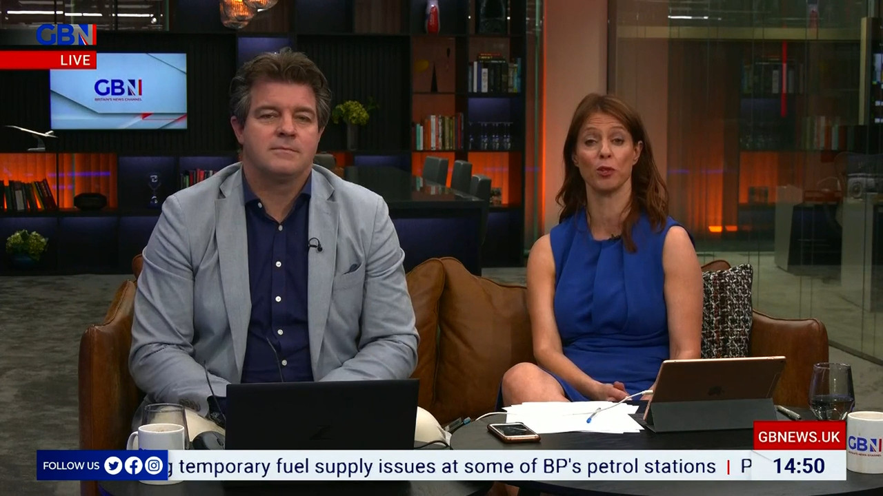07.22 - 12.00.00 - DePiero & Halligan. What makes Britain tick. The n..._002.ts_snapshot_52.50.570