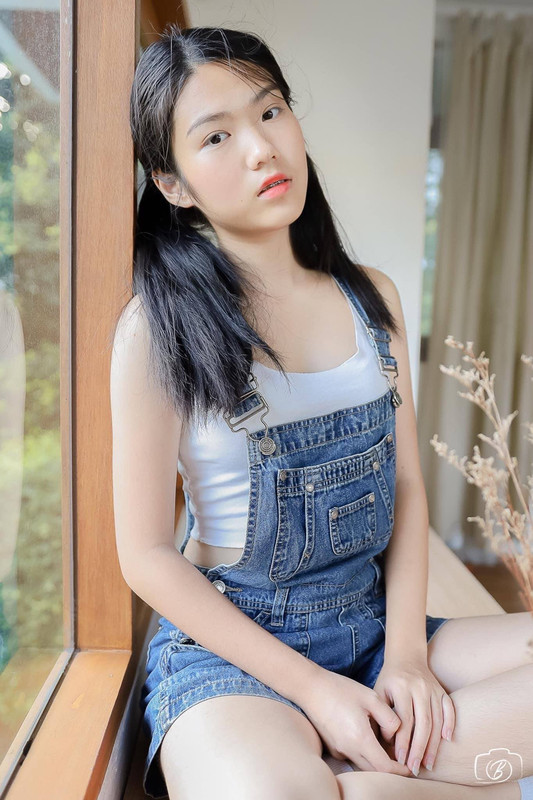 AEEAC095-2EDA-47B8-AC55-F3FF5E4431A3