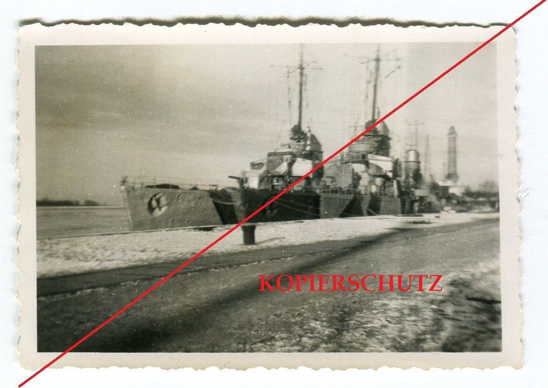 Foto Kriegsmarine Torpedoboot Zerstörer Tarnanst