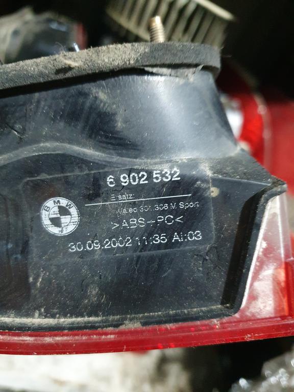 Задний фонарь