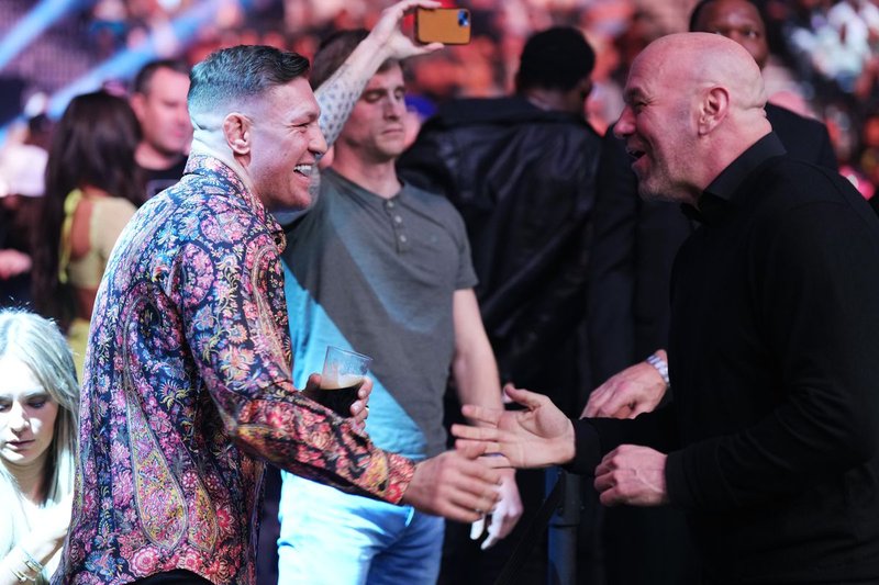 Конър Макгрегър има 2 оставащи битки от договора с UFC