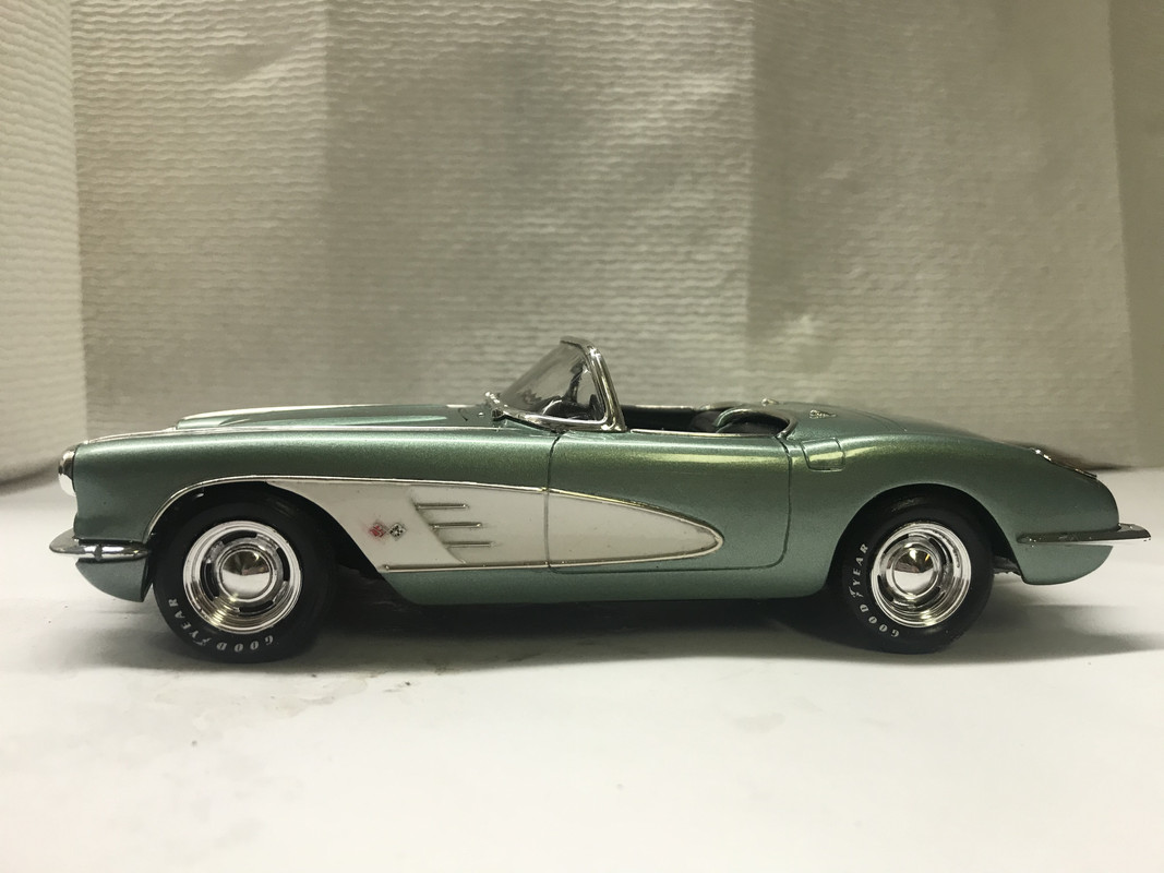 53FB0152-D3B2-4B0D-B9EE-E5B07DDD0E31