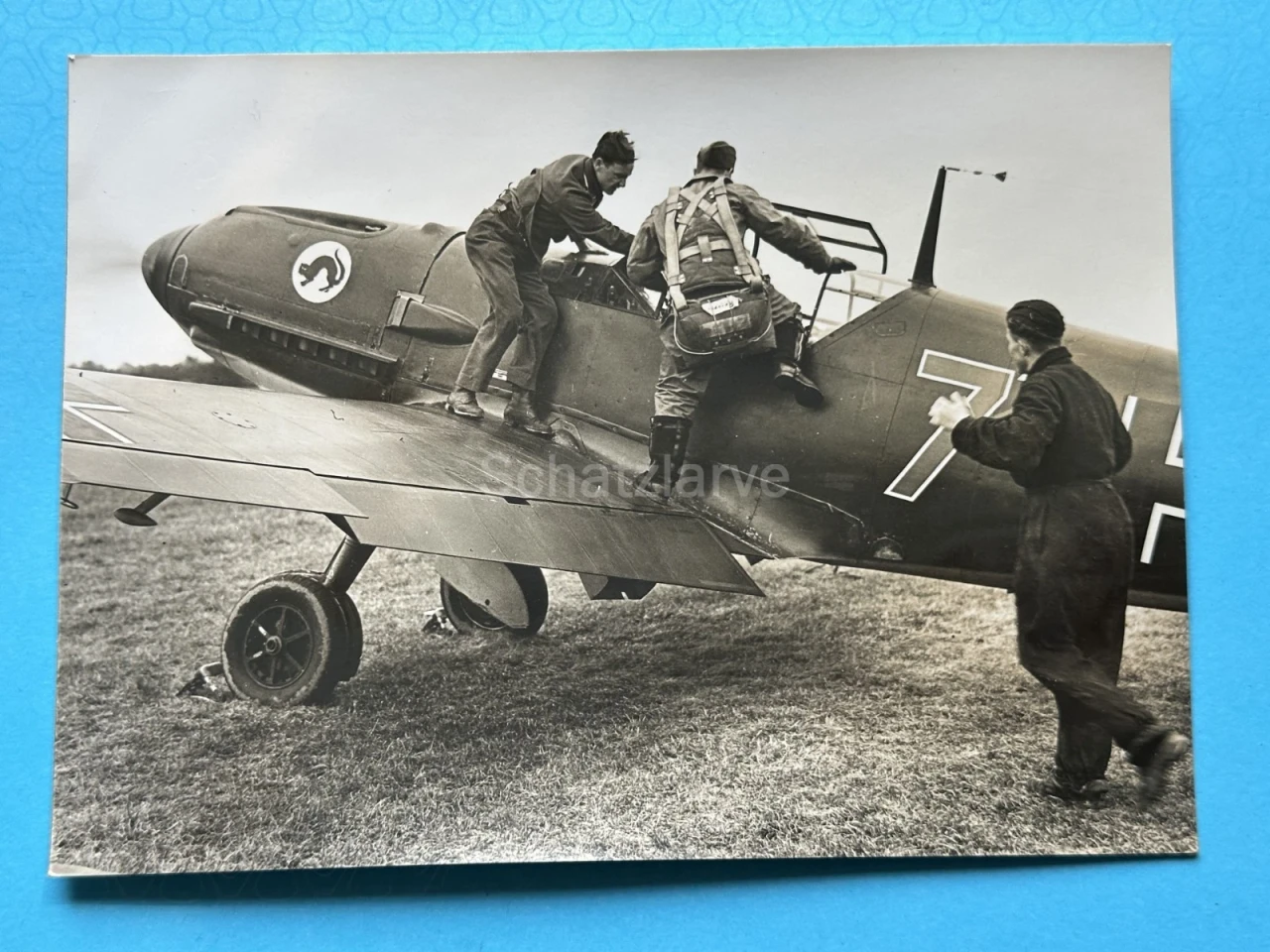 Gross Foto A Stöcker Messerschmitt Bf 109 mit Pilot (MJ 191 2)