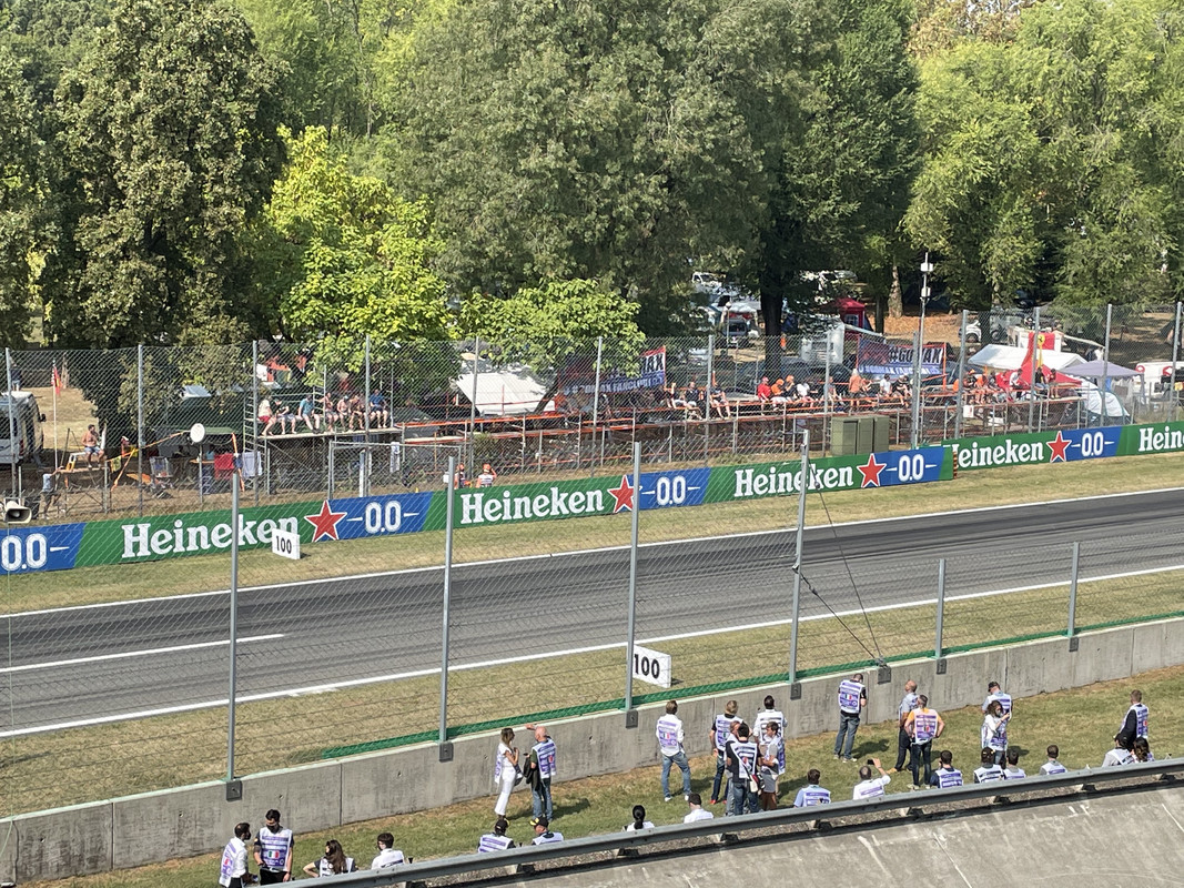 29918D1F-47D1-4CD6-82FA-429DA67206A2