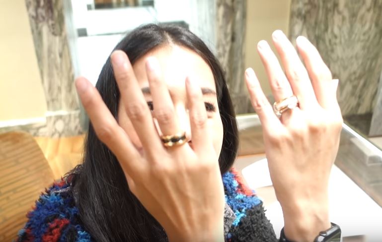 Paula dan Baim membeli cincin