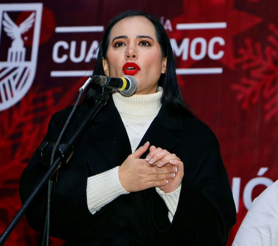 Sandra Cuevas busca formar su partido político y admite pláticas con MC
