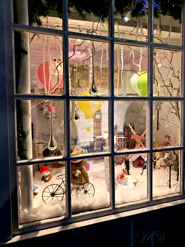 xmas-window-HD.jpg