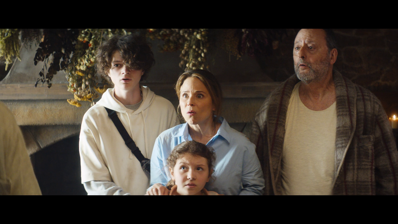 vlcsnap-2024-10-23-03h47m31s642