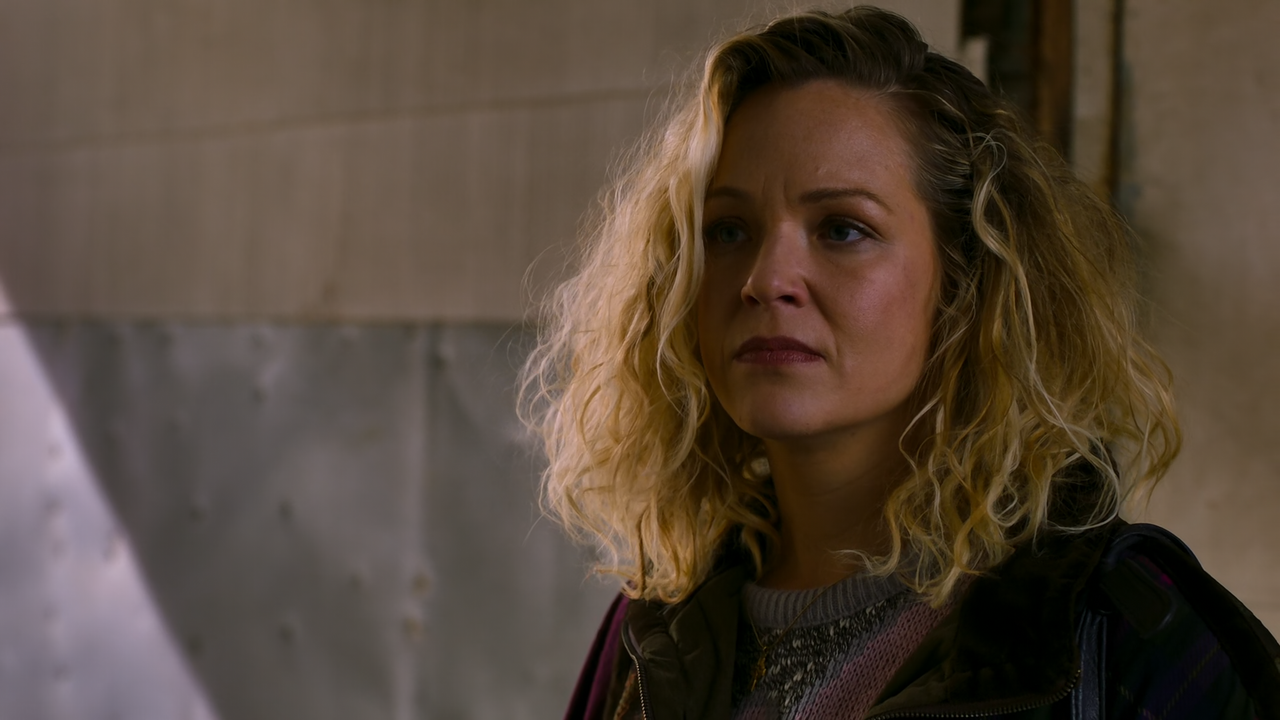 City.on.a.Hill.S02E03.Is.the.Total.Black,.Being.Spoken.1080p.10bit.AMZN.WEB-DL.DDP5.1.HEVC-Vyndros.m