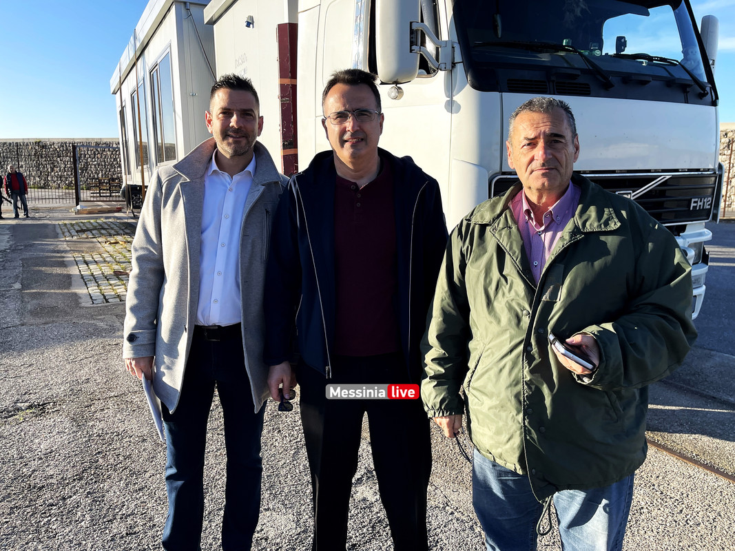 ΛΙΜΑΝΙimage00031