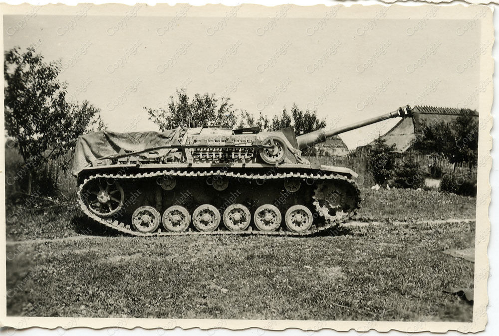 Foto Panzer - Sturmgeschütz mit Winterketten