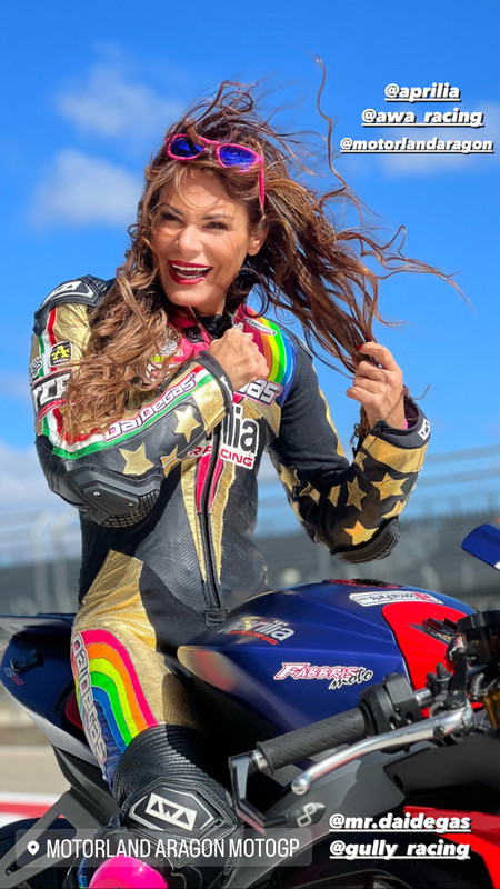 4585245D-8540-427D-8355-A79120E3CAF1