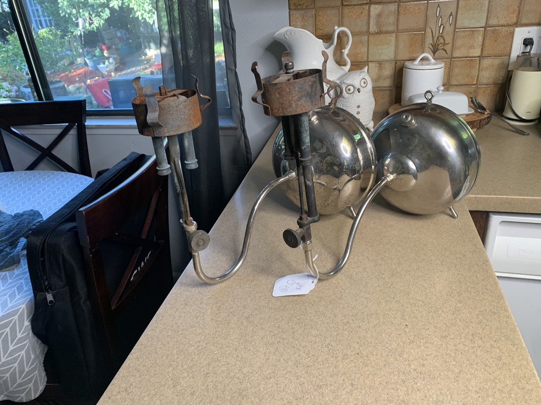 D55BAB09-7F5D-4A3E-BE83-E7EFF8572C65