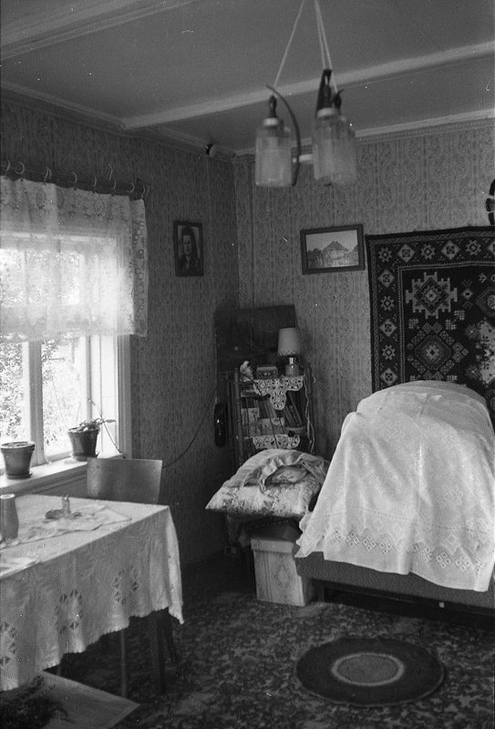 В одном деревенском доме 2