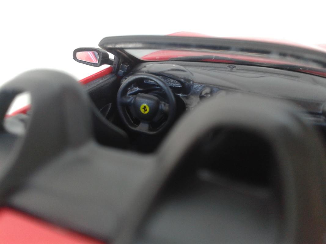 2014 Ferrari F60 America (nº26 Supercars SALVAT) (6)