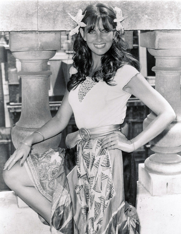 Caroline_Munro_b97
