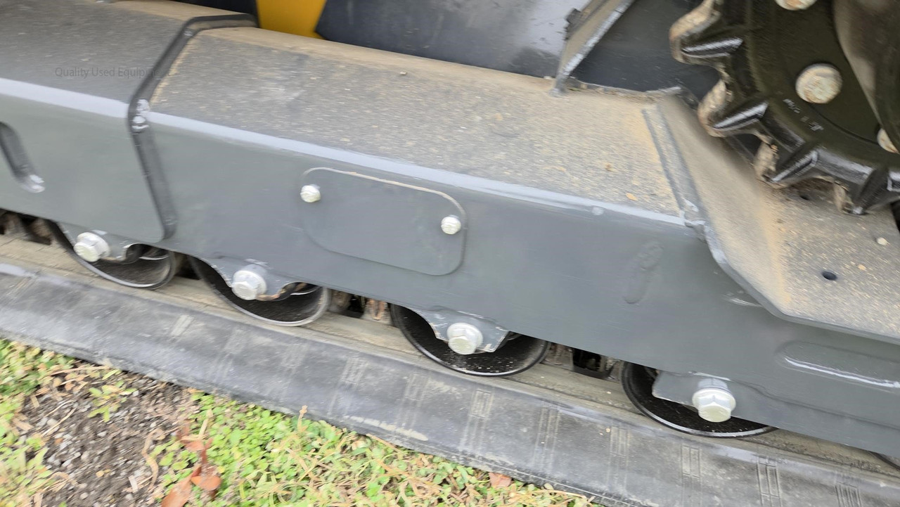 Vehicle thumbnail 13