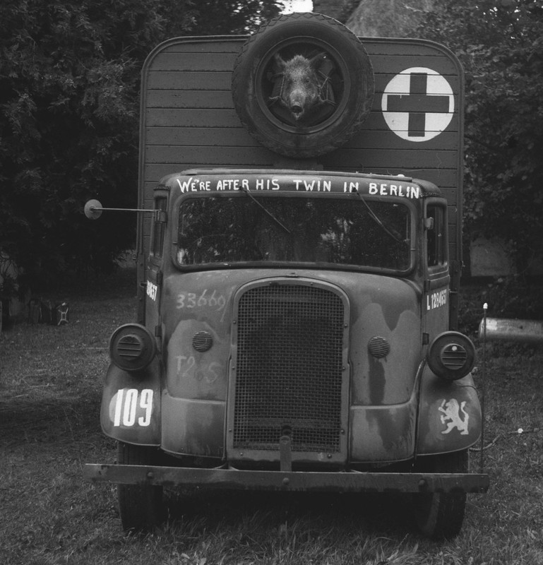 Fordson 7V of Princess Irene brigade, Normandy, September 1944