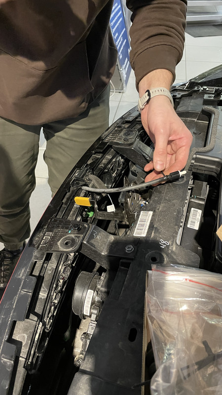 9F05DBAF-4EB3-48D2-8AC5-9BFA6D723DEE