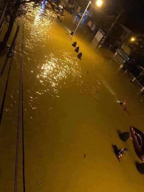 C1BE279F-8351-4AF2-B1E1-C4D712D84457