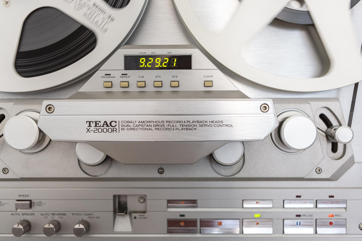 TEAC X2000R_Bild03_klein