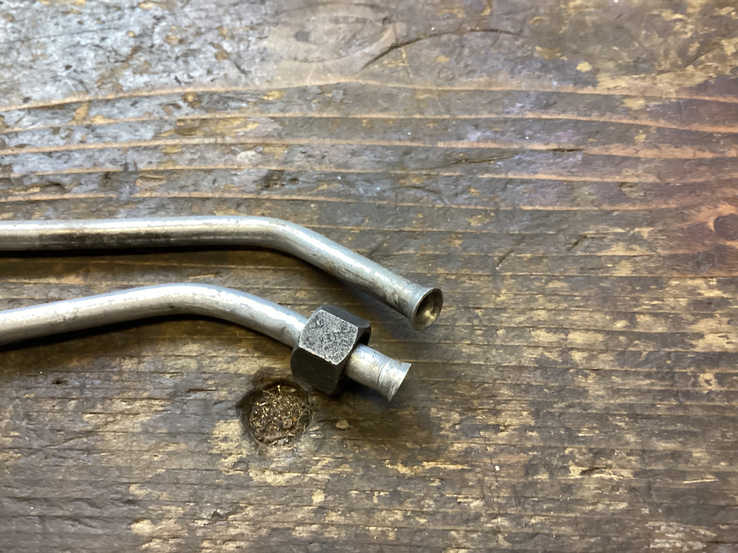 01C7E8D4-1F42-4E64-9CF3-6433549E4698