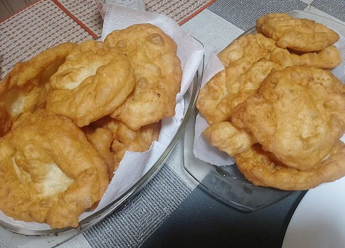 https://i.postimg.cc/bwNy0cmZ/langos-20250319.jpg
