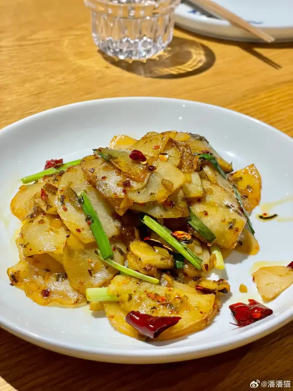 FC10317E80046D78A90F6E3F1A78F79EB6197DDA_size2981_w3024_h4032