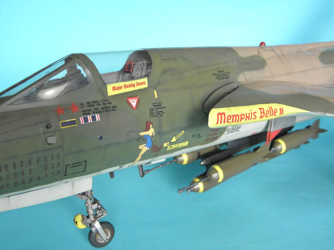F-105_110
