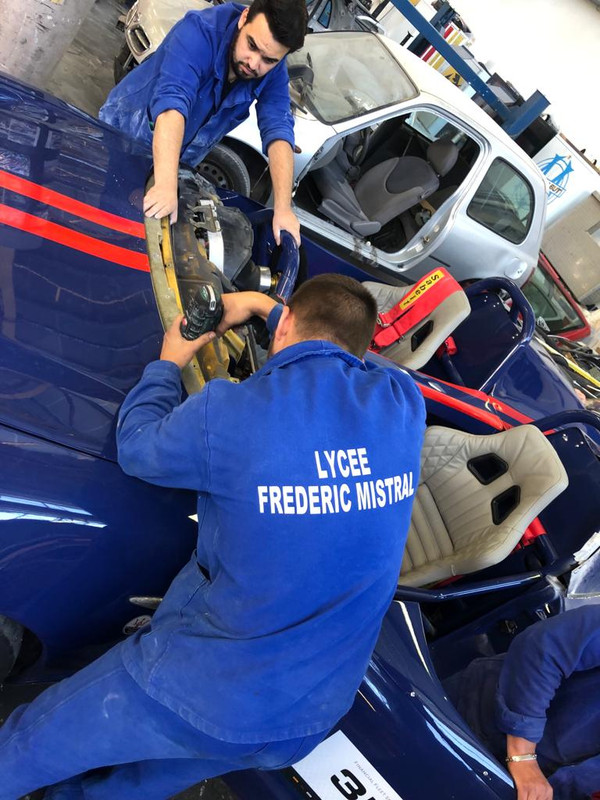 7E51DD3A-7DA1-4AEA-BC57-4E76DAE09218