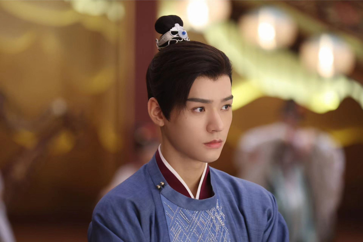 006DurXoly1hg72jkk1y2j31hb0zktbn