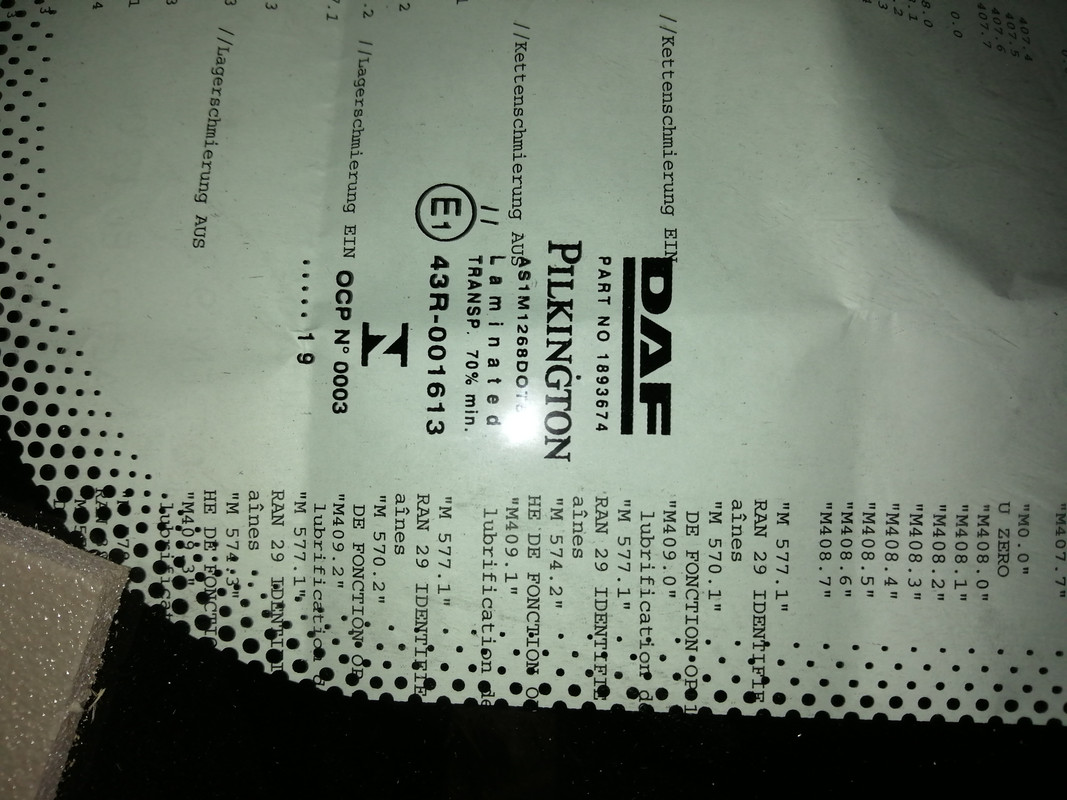 Стекло DAF 1893674