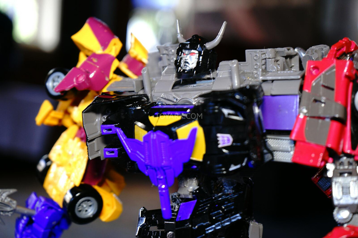 SDCC-2014-Hasbro-Transformers-Breakfast-041_1406