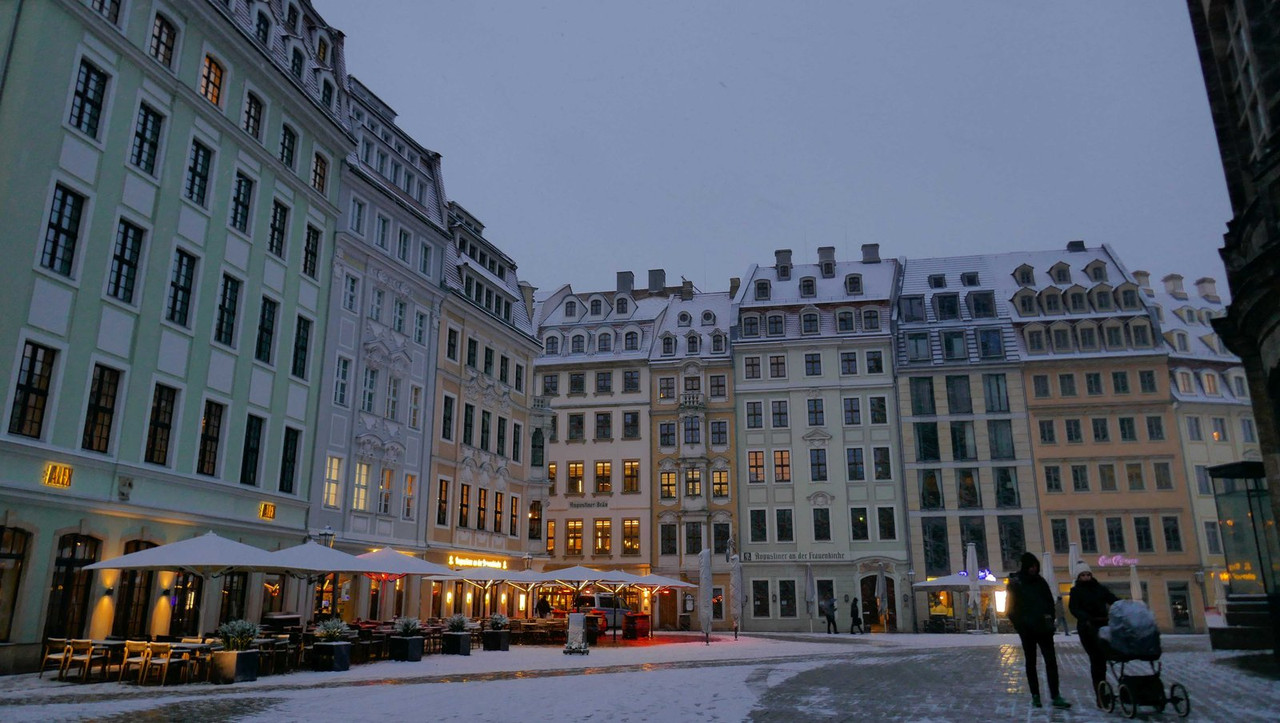 Bild: https://i.postimg.cc/bwVghzXD/P1260253.jpg