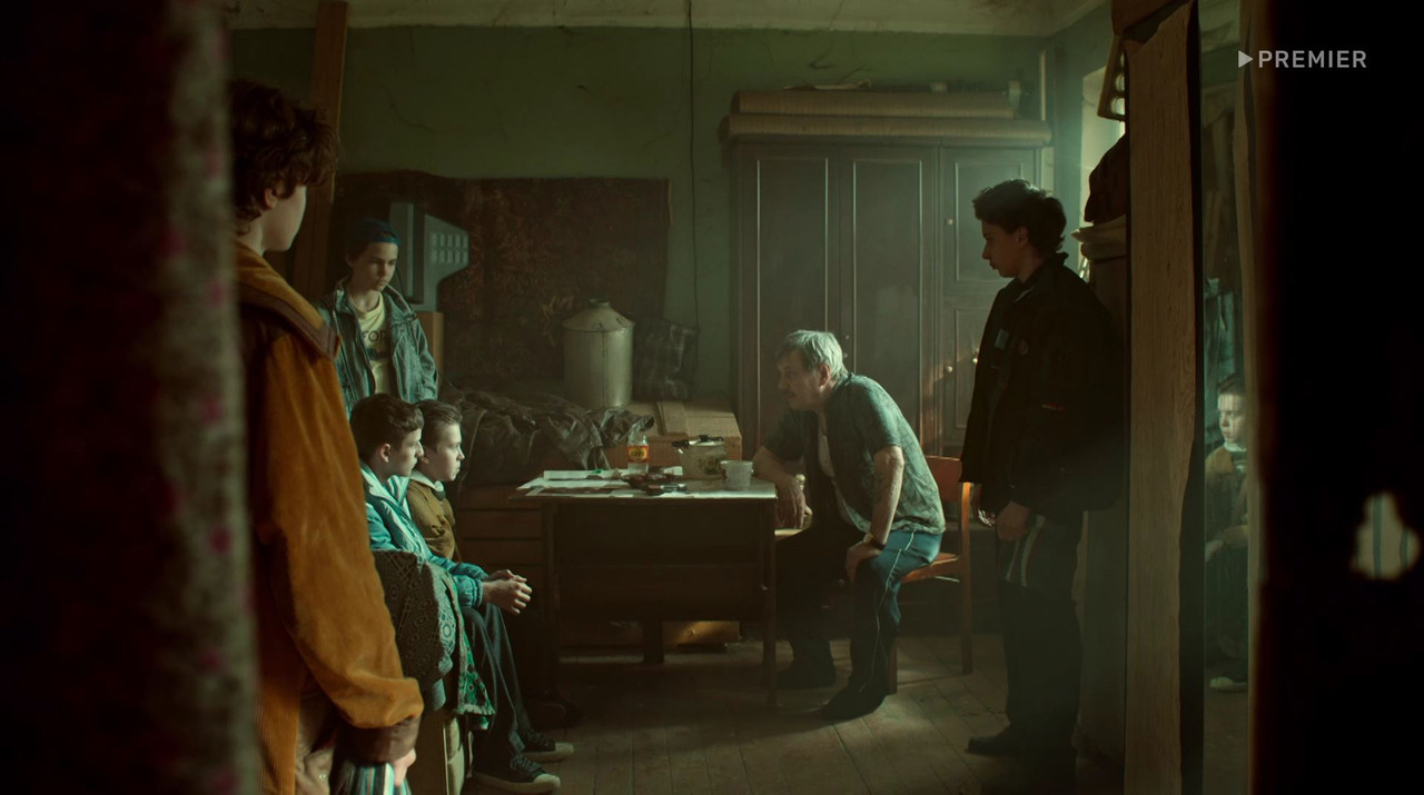 02. Пальцы.2024.WEB-DL 1080p_00_07_08_00_42