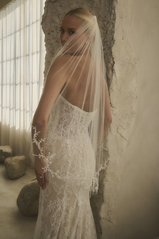 Etta Matching Bridal Veil Style 2623V Back