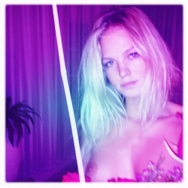 in-love-with-erin-heatherton-nudes-4