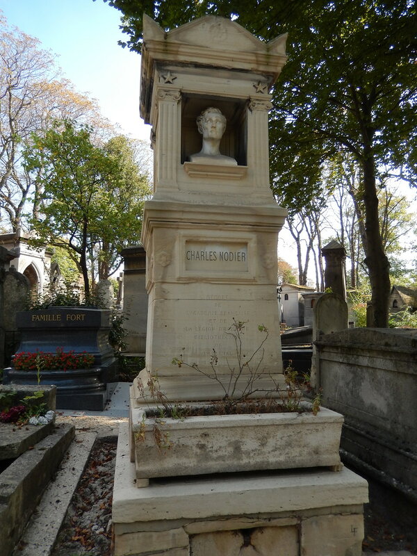 Tombe-de-Charles-Nodier-division-49