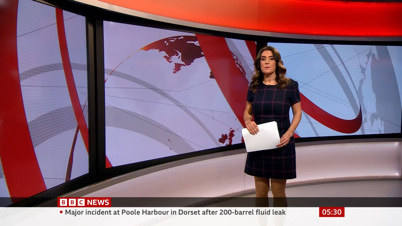 BBC News Valentine_20230327_05000600.ts_snapshot_00.32.12.398
