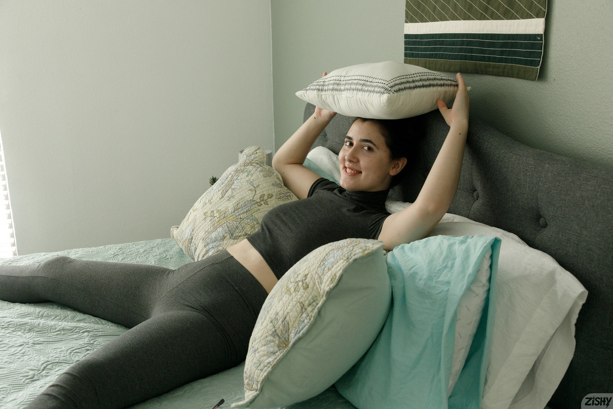 full_044_1039359643121252