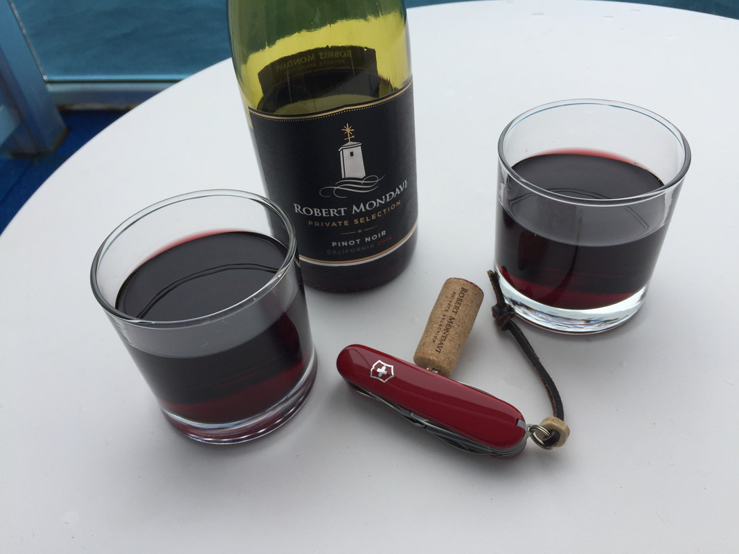 9CE6D95B-C554-4ECA-8AEF-189D4DD47ADC